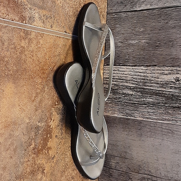 Aldo Sandals - Picture 4 of 4